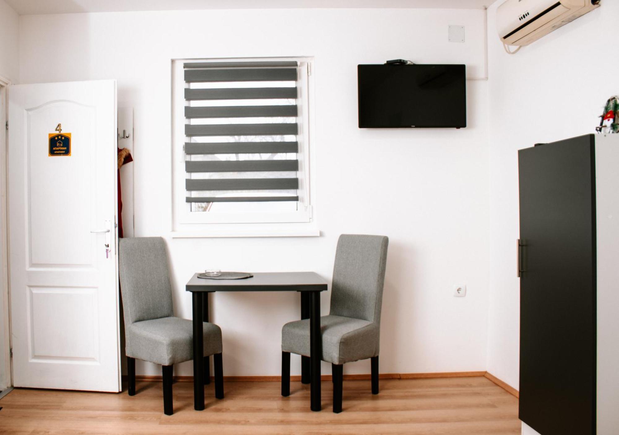 S. A. L. 2 Apartment Zrenjanin Bagian luar foto