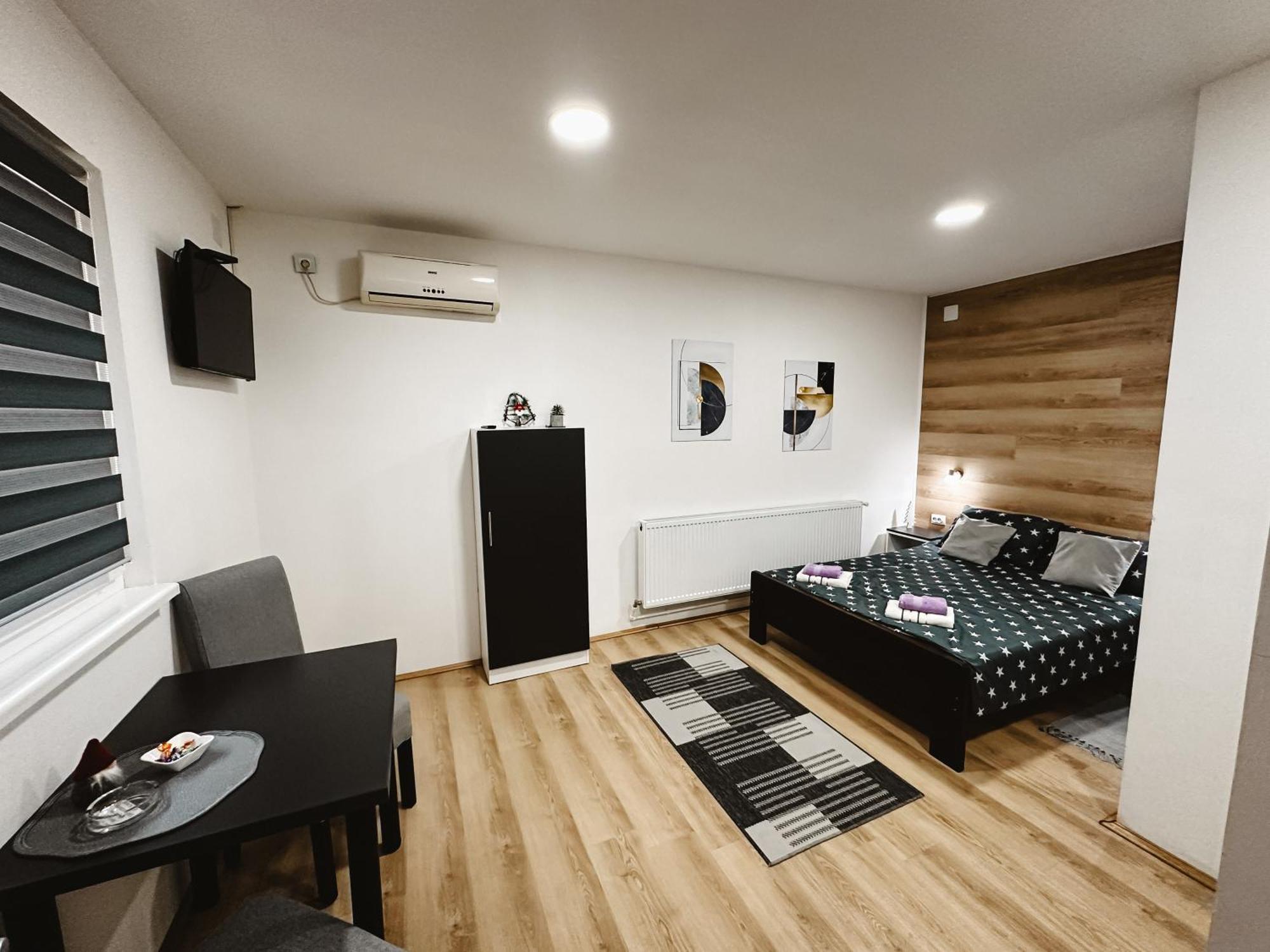 S. A. L. 2 Apartment Zrenjanin Bagian luar foto